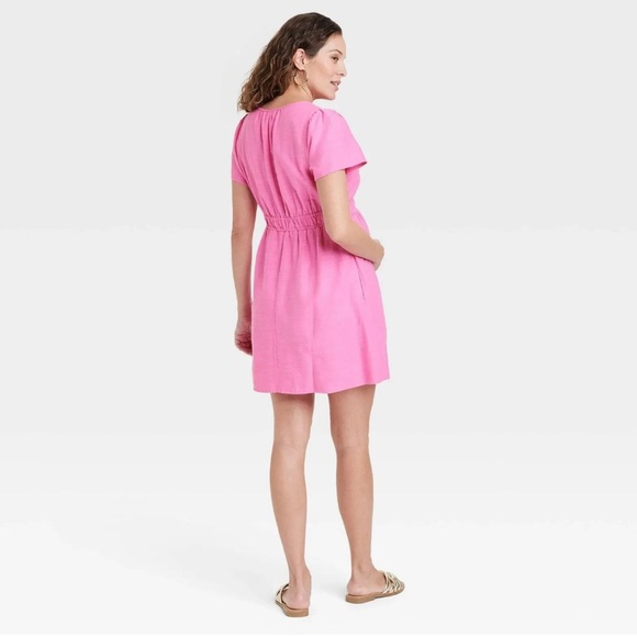 Isabel Maternity by Ingrid & Isabel Pink Short Sleeve Woven Maternity Dress - Picture 3 of 5